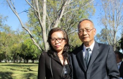 Với anh Nguyễn Văn Khanh dự đám tang cố nhạc sĩ Anh Bằng